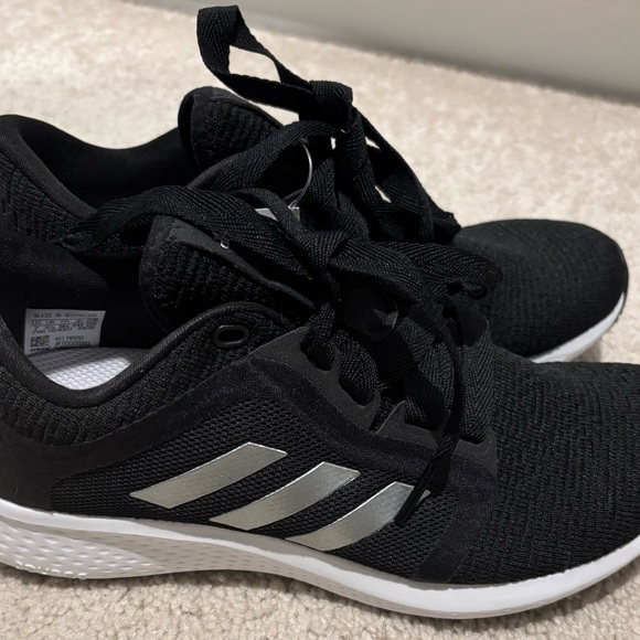 Adidas Edge Lux 4 Running Shoes - Picture 2 of 7